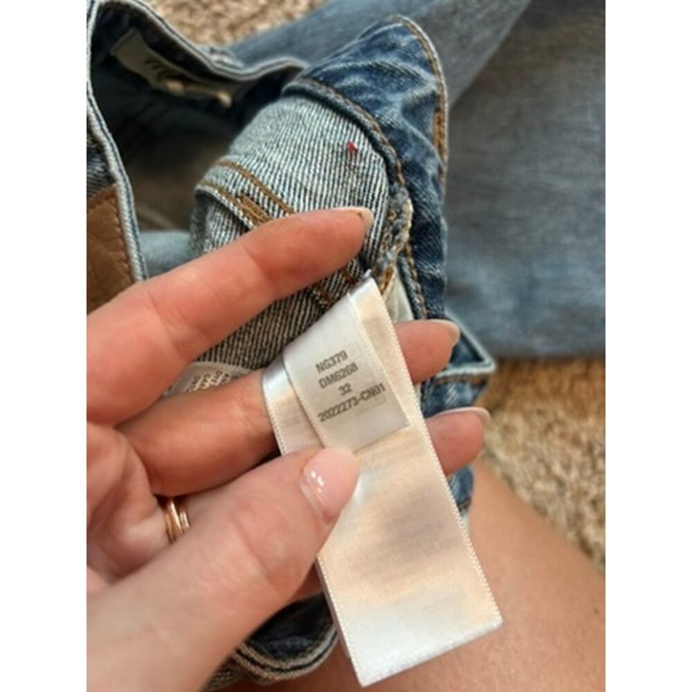Madewell The Curvy Perfect Vintage Jean in Heathcote Wash - Picture 7 of 7